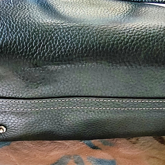 Vintage Dooney and Bourke.  Black  Very clean and well loved. - Picture 15 of 17